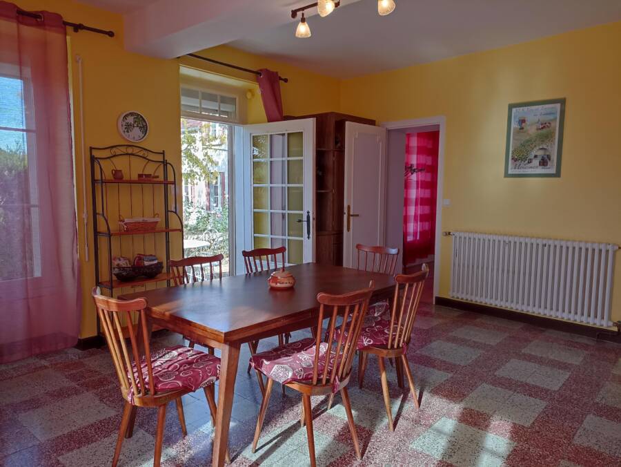 Séjour vue sur cour intérieure_2