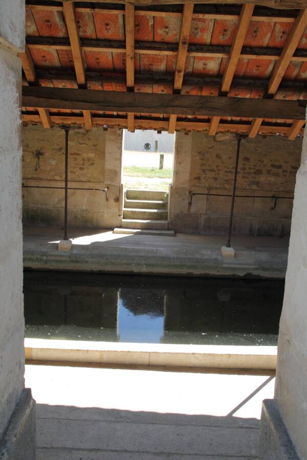 lavoir-cravant-1
