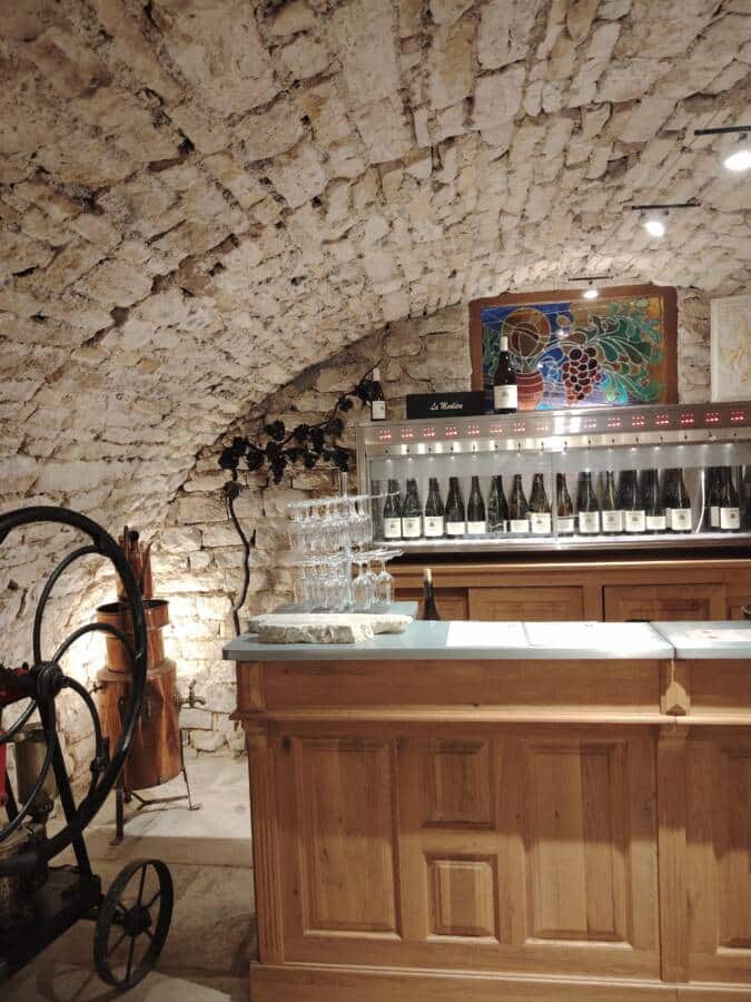 Bar